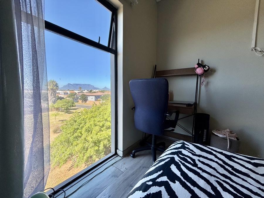 2 Bedroom Property for Sale in Parklands Western Cape